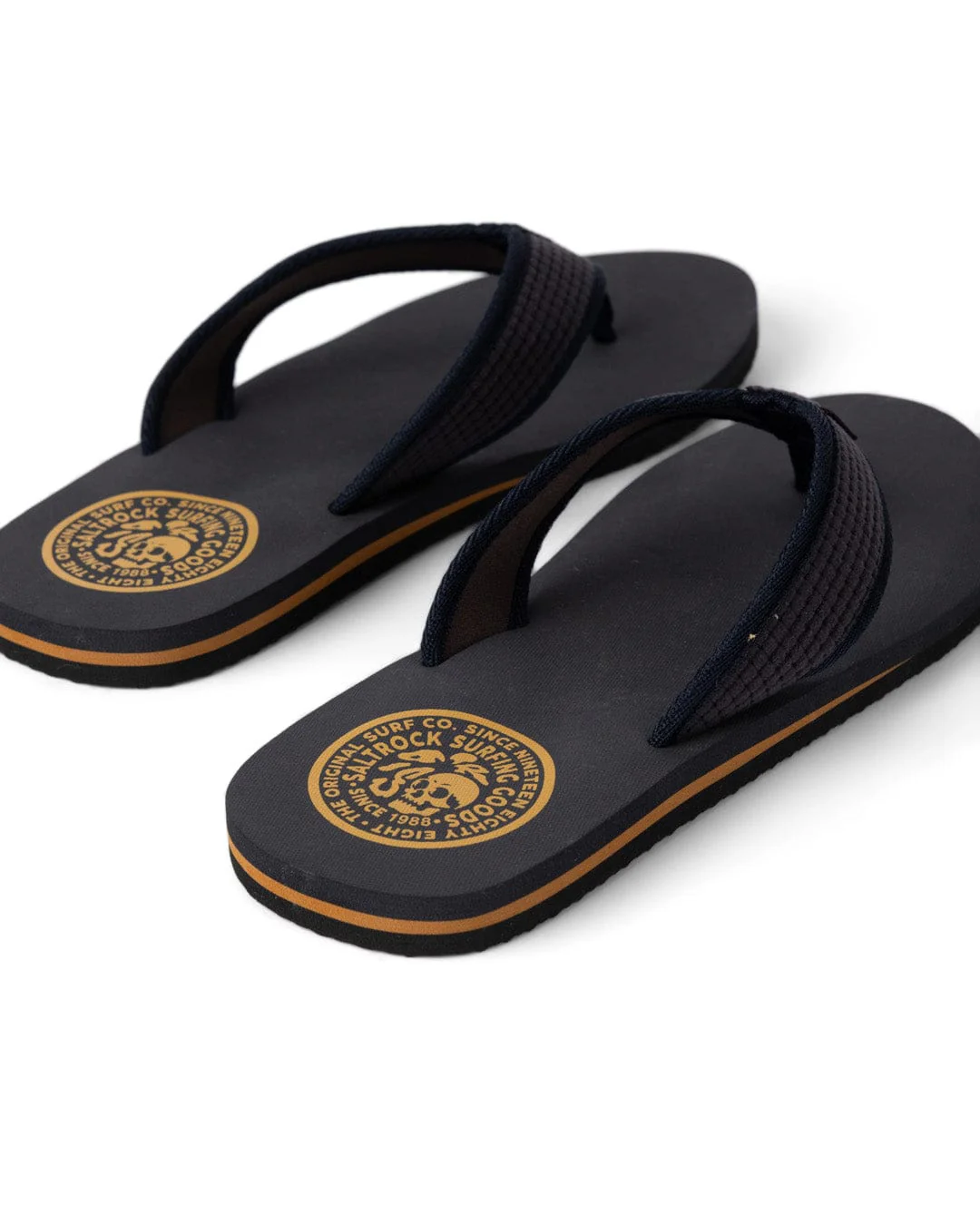 Trail Lines Mens Flip Flops in Grey - Image 3