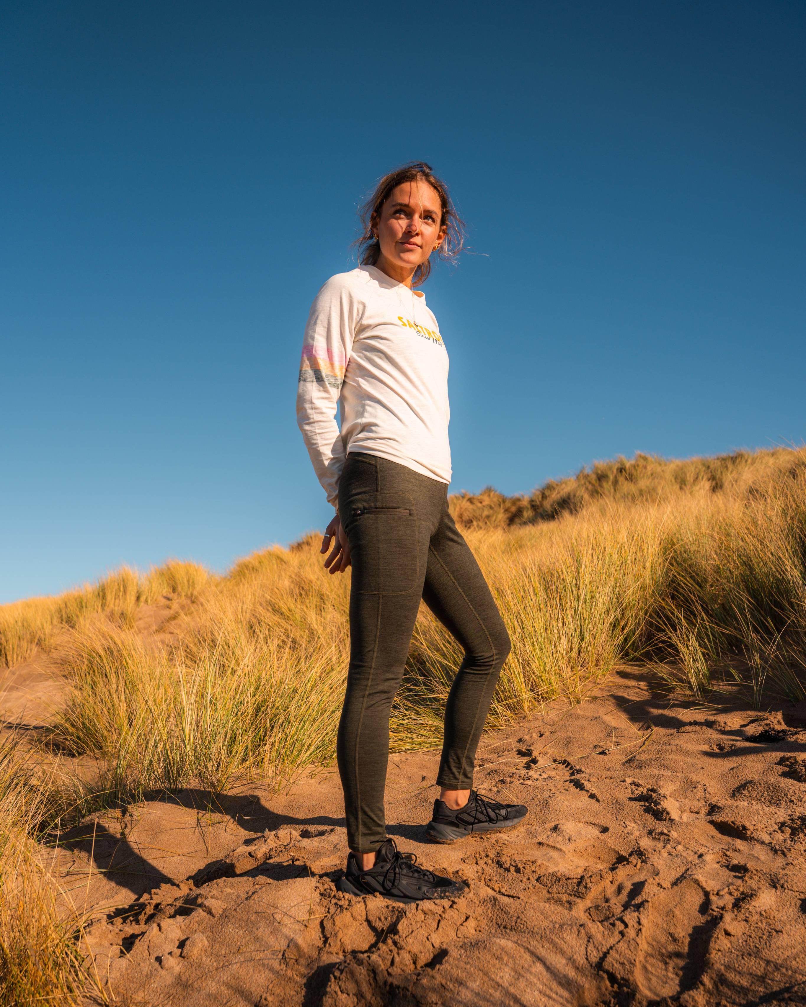 Trek Womens 4 Way Stretch Outdoor Leggings in Dark Green - Image 11