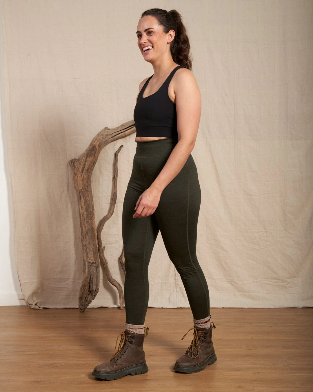 Trek Womens 4 Way Stretch Outdoor Leggings in Dark Green - Image 9