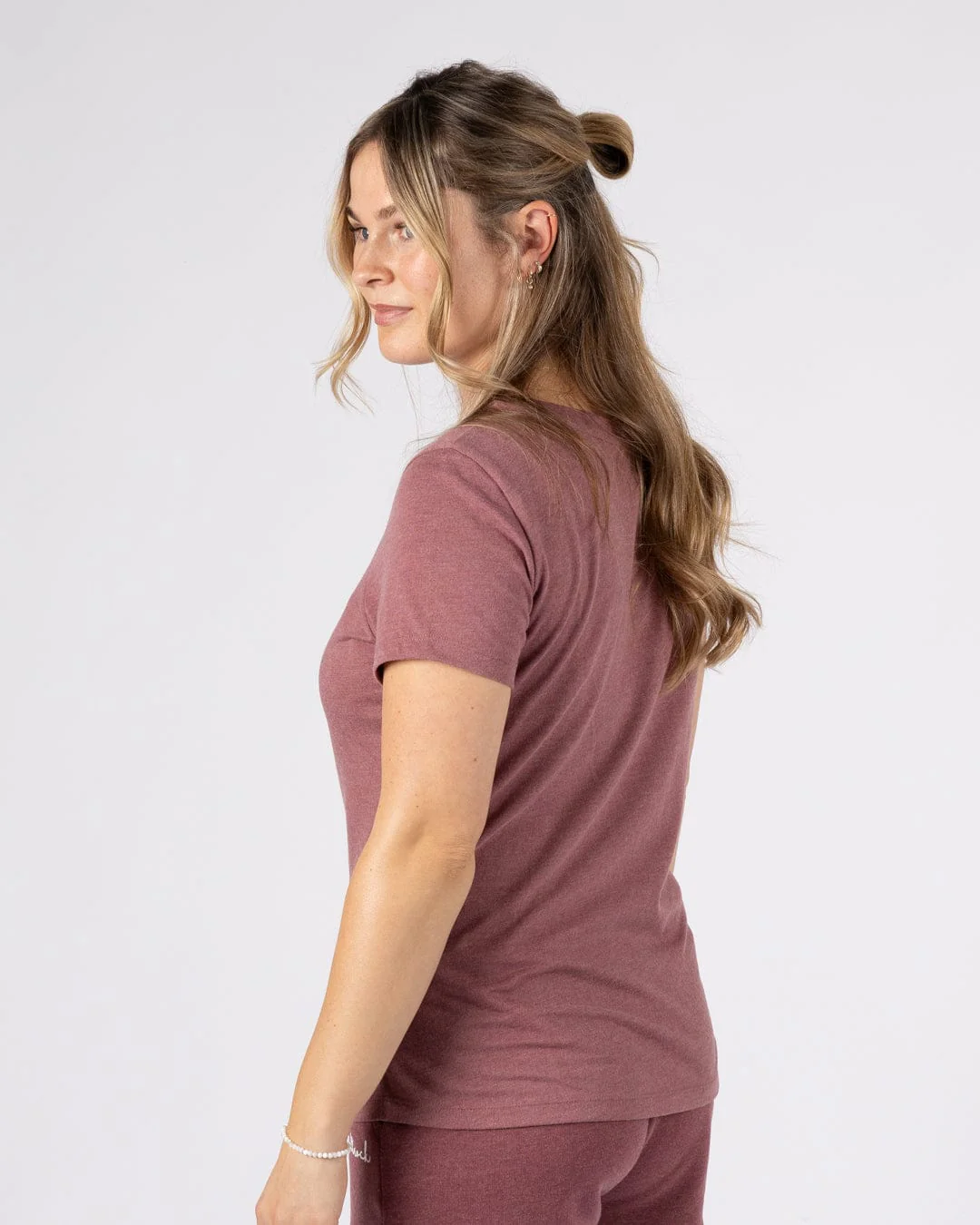 Essential Womens Short Sleeve T-Shirt in Burgundy - Image 7