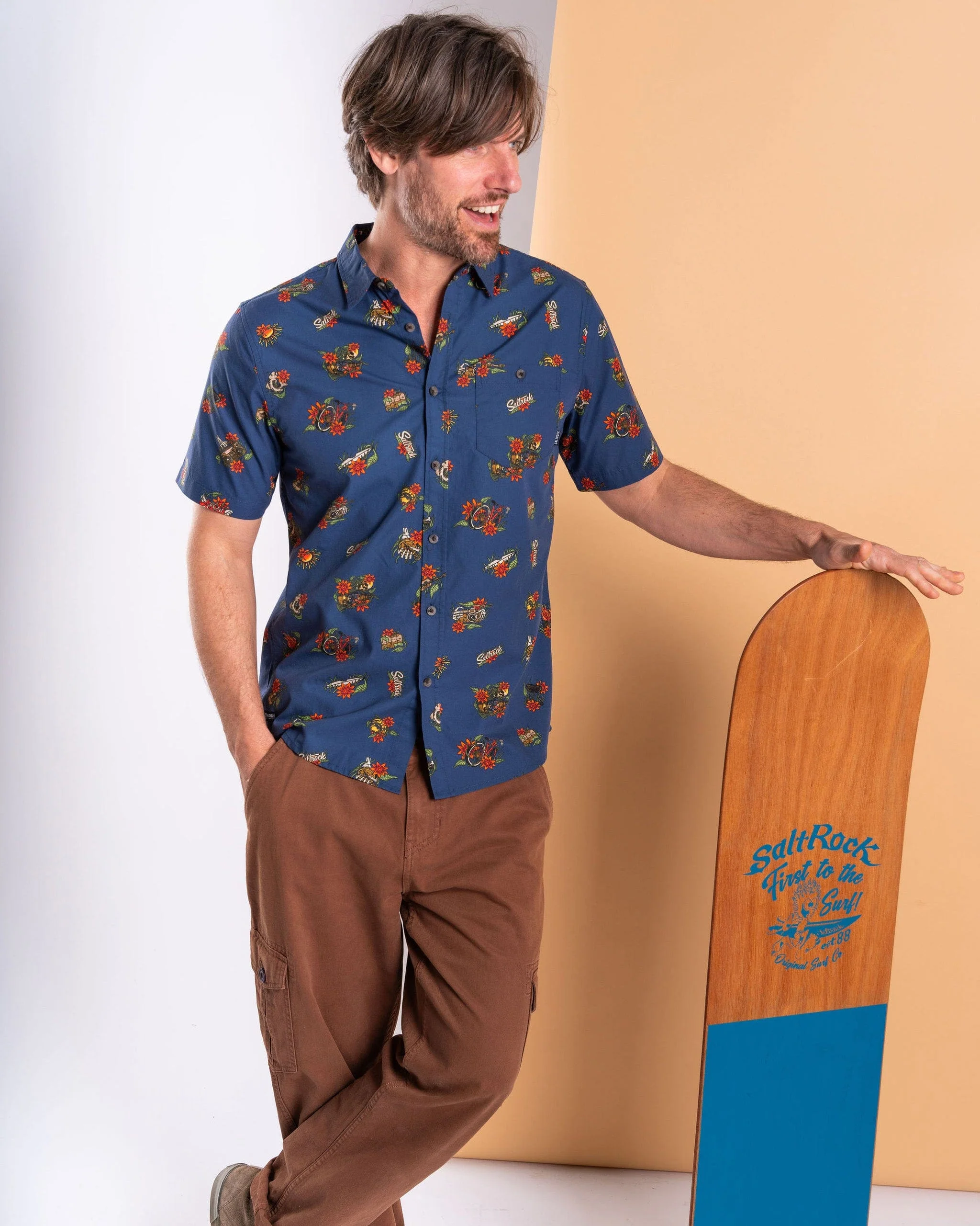 Wanderer Mens Short Sleeve Shirt in Blue - Image 6