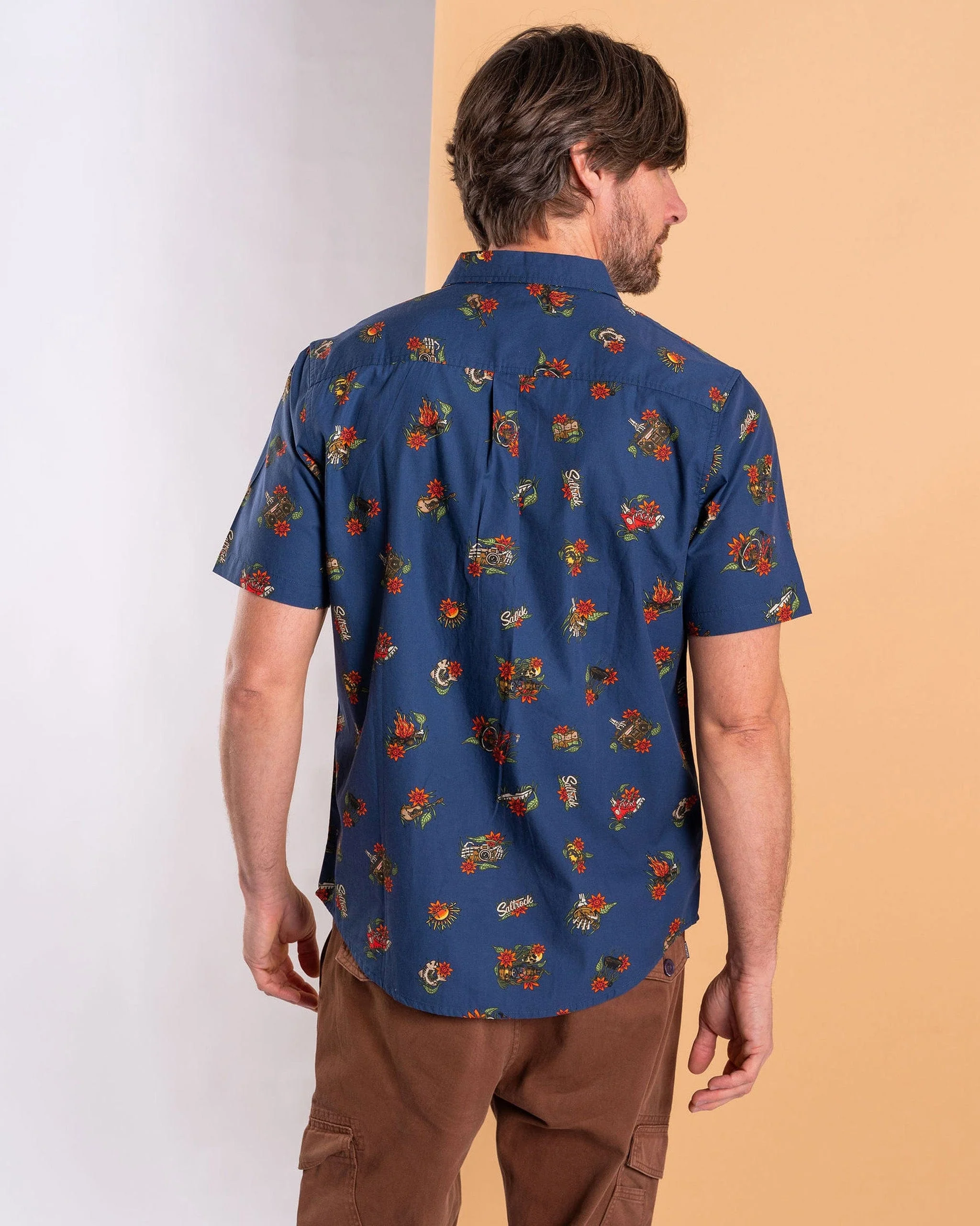 Wanderer Mens Short Sleeve Shirt in Blue - Image 8