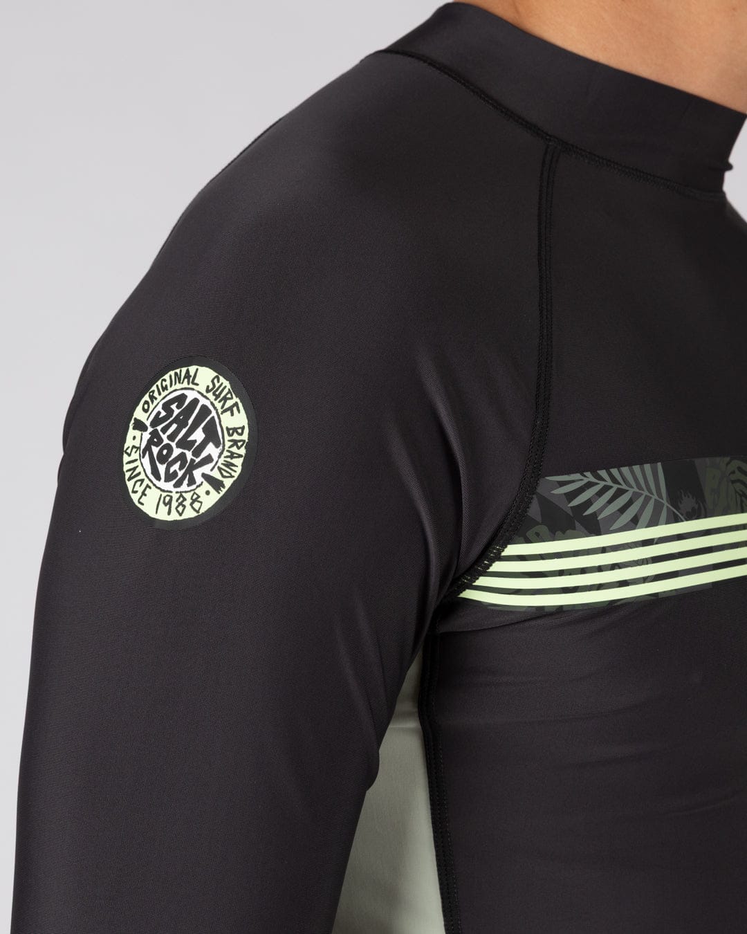 Warp Surf Mens Long Sleeve Rashvest in Dark Grey - Image 7