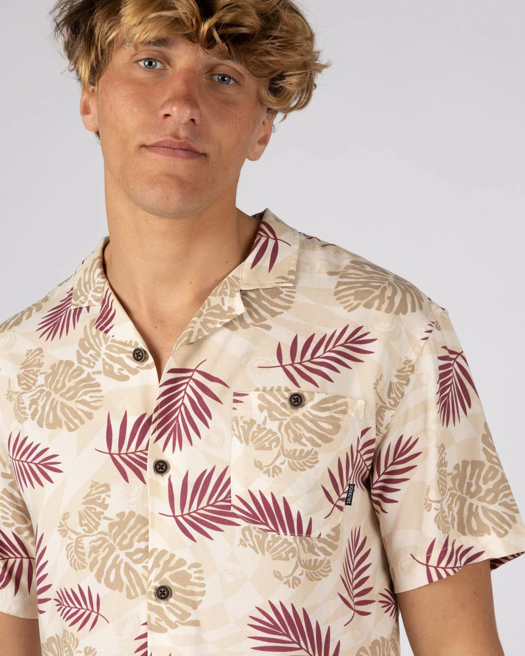Warp Surf Resort Mens Oversized Short Sleeve Shirt in Cream - Image 7