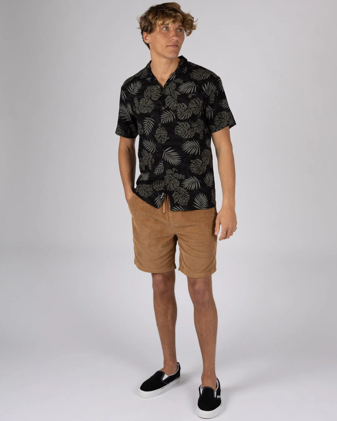 Warp Surf Resort Mens Oversized Short Sleeve Shirt in Dark Grey - Image 7